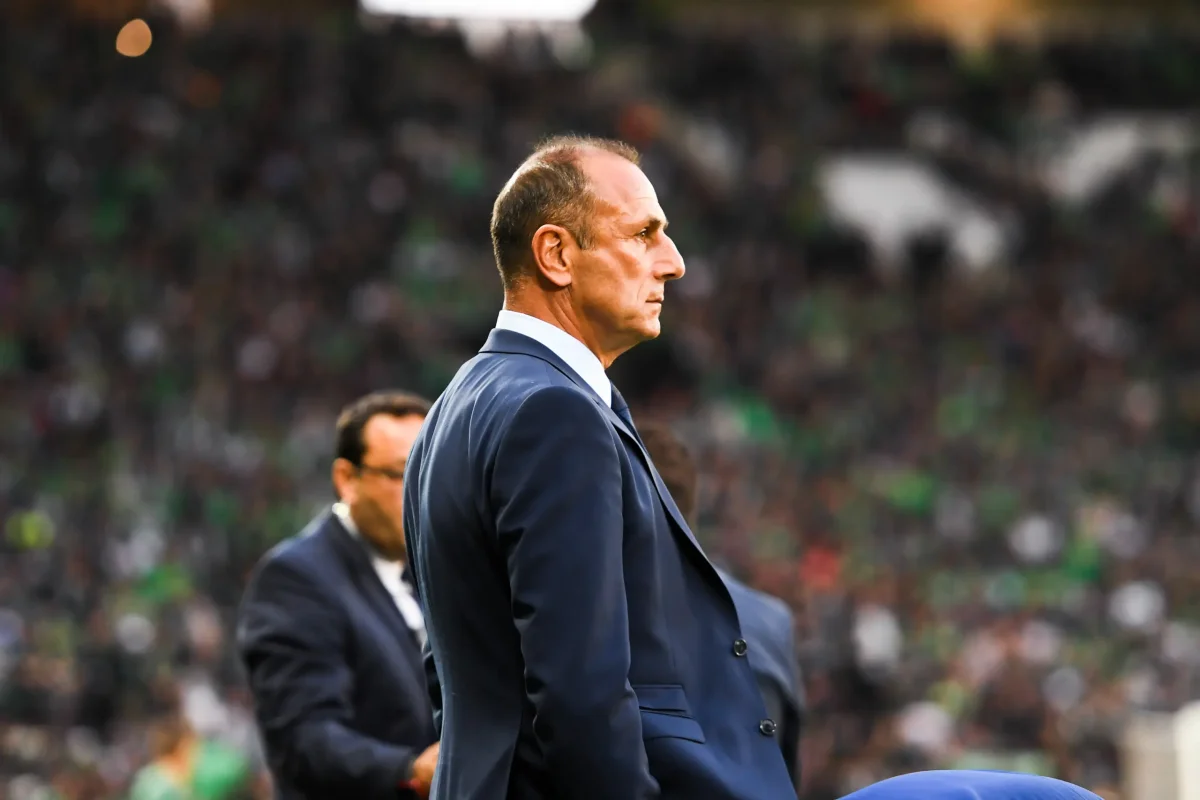 FC Nantes : Un entraîneur d'expérience rejoint le club !