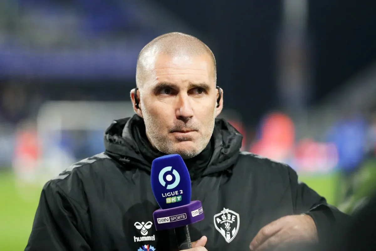 Ligue 2 : Laurent Batlles vers un retour fracassant
