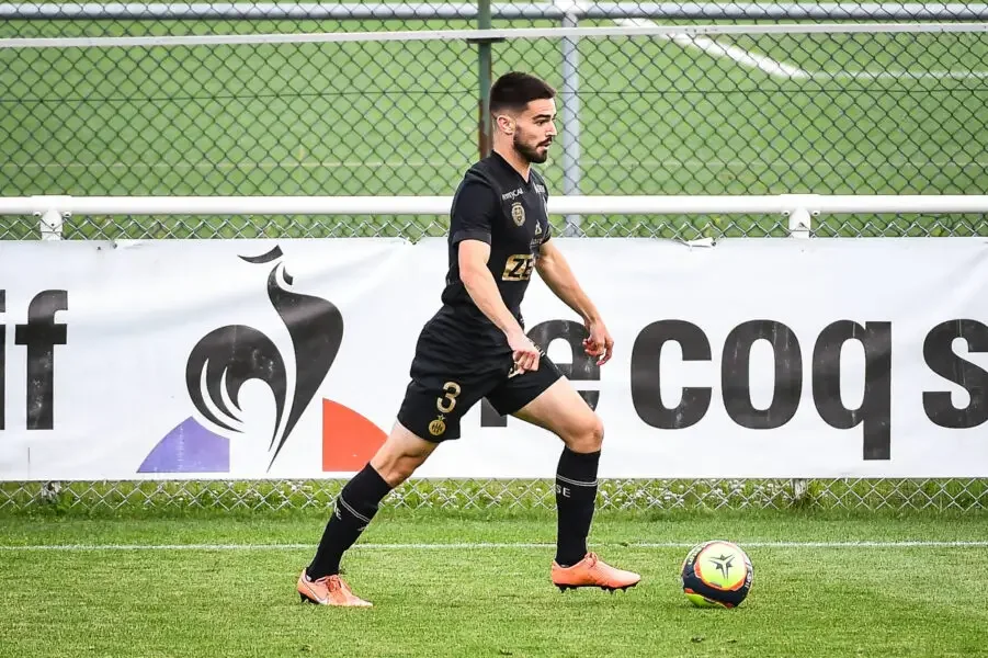 Mercato : Un globe trotter passé par l'ASSE s'engage en L3