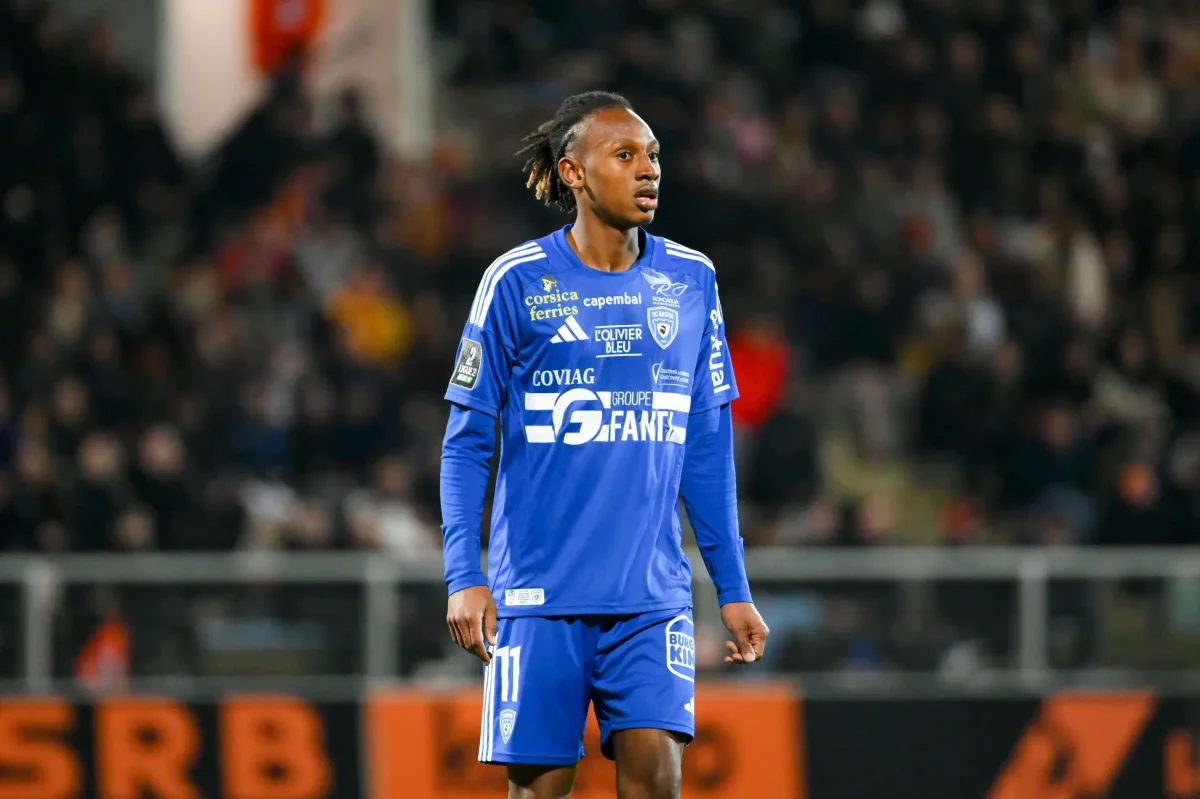ASSE : Davitashvili va partir, 4 joueurs pour le remplacer