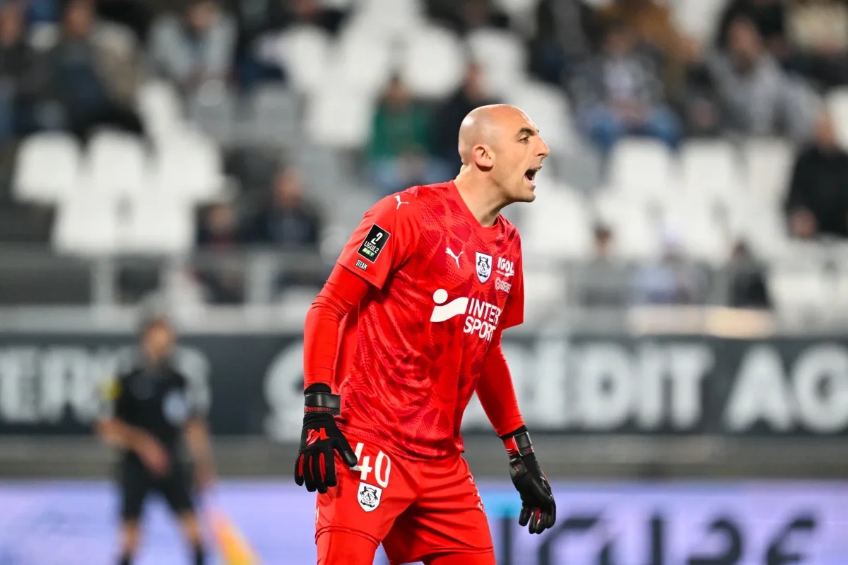 Mercato : un ancien Vert tourne la page en Ligue 2