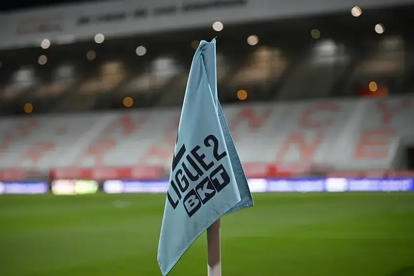 Ligue 2 : Le Mercato s'accèlère à quatre semaines de la reprise