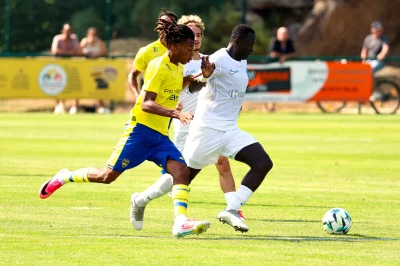 Ligue 2 : Laval dans le dur, Dijon cartonne, le résultat des amicaux
