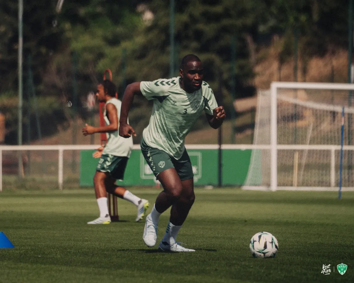 Flash ASSE : quatre joueurs écartés avant le voyage à Glasgow