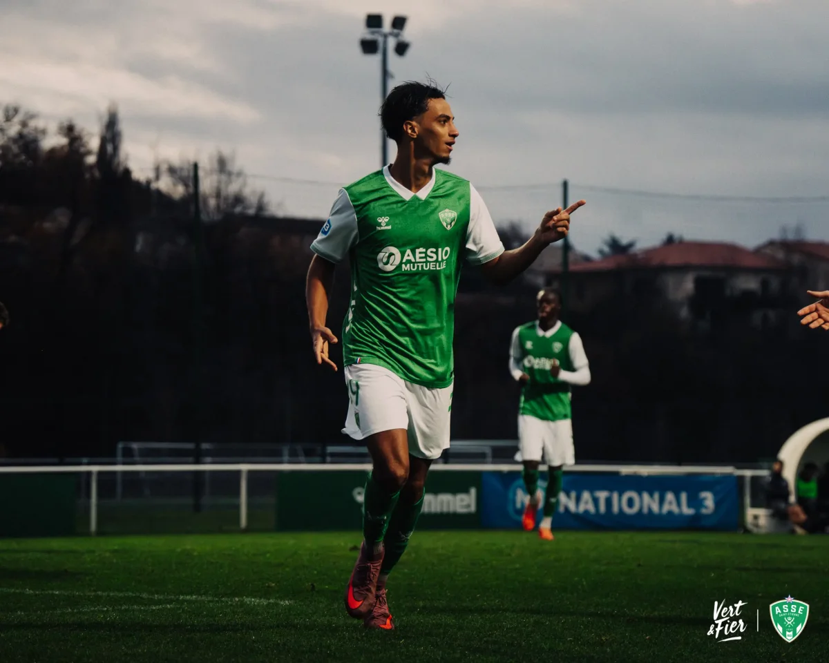 ASSE Mercato : Les Verts officialisent un nouveau départ en attaque