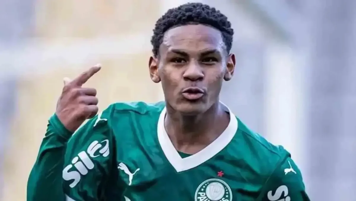 Le Paris Saint-Germain pose 100 millions sur la table pour ce Brésilien