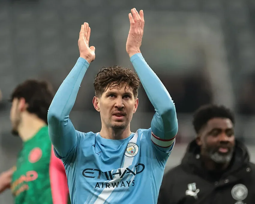 Mercato : John Stones libre, et si finalement son avenir s’écrivait en Ligue 1 ?