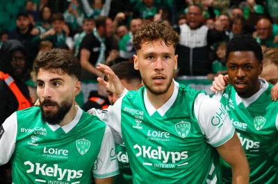 Ligue 2 : Multiplex à suivre en direct avec Rodez – Saint-Étienne en affiche