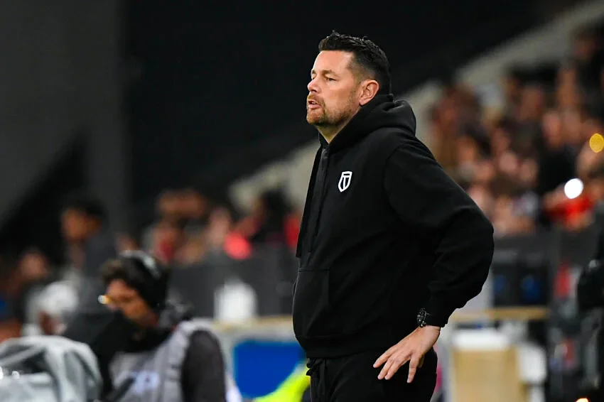 PSG – Bayern : Pierre Sage subjugué, « on se rend compte de quelle bête on a devant nous »