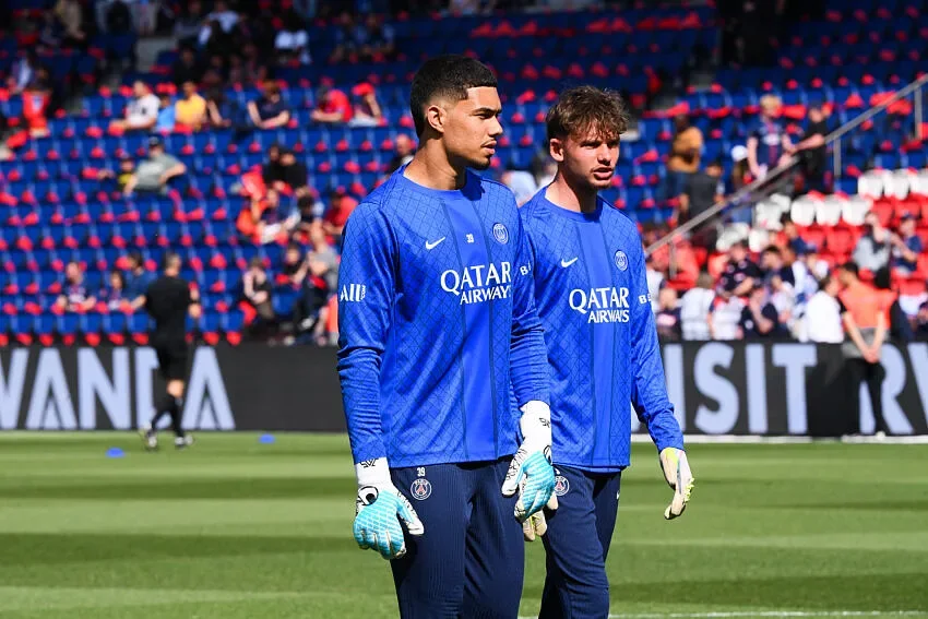 PSG – Bayern : Luis Enrique convoque deux jeunes gardiens du centre de formation pour le déplacement à Munich !
