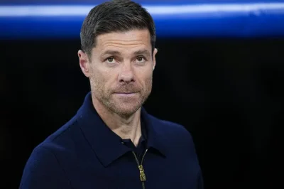 Chelsea en quête de son futur entraîneur : Xabi Alonso, Marco Silva et Iraola dans le viseur