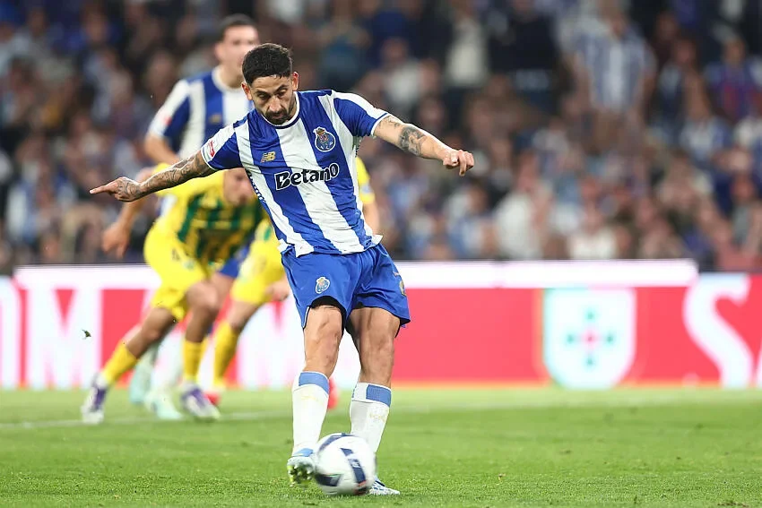 Manchester City et Manchester United se disputent la perle de Porto
