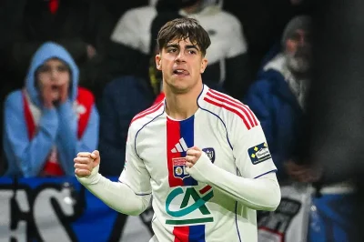 OL : prolonger sa pépite ou la vendre à Manchester United pour une énorme plus-value ? Lyon hésite