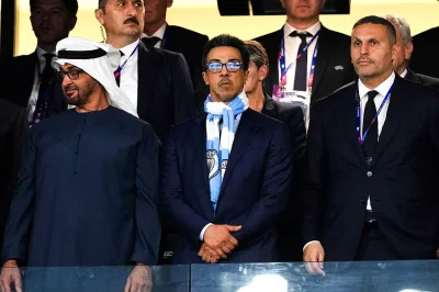 Manchester City : Cheikh Mansour associé à des crimes de guerre et contraint de vendre le club ?