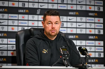 RC Lens : Pierre Sage reste concentré, « La deuxième place est validée, maintenant il faut gagner la Coupe de France »