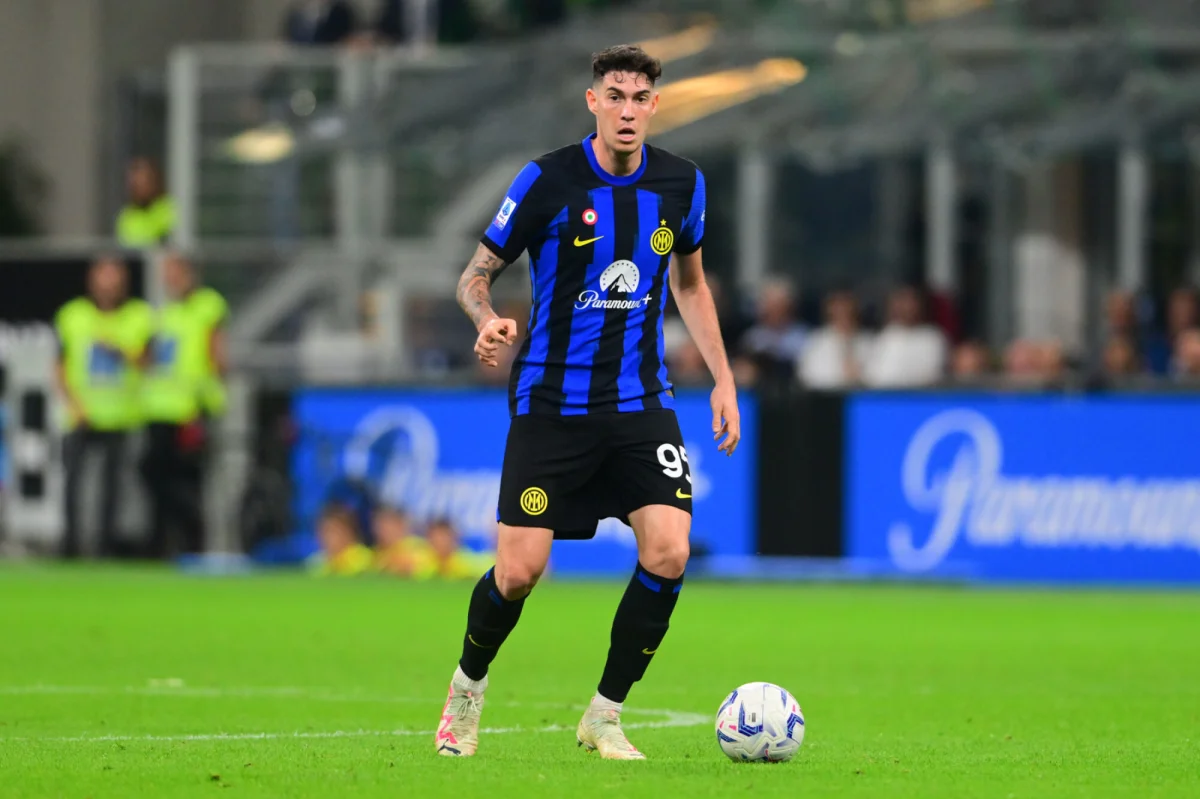 Barça : Bastoni est bien la priorité absolue de Flick