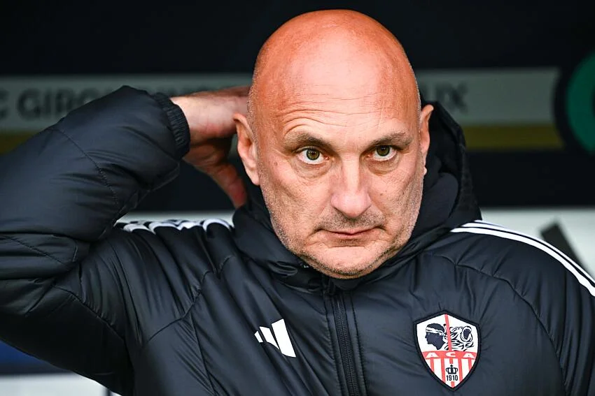 Mercato Ligue 2 : Le FC Metz sur le point de chiper un coach star au FC Nantes !