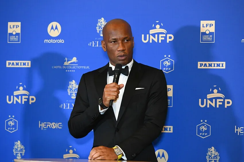 Didier Drogba reçoit le Trophée Joueur Citoyen aux UNFP 2026 : la légende ivoirienne honorée pour son combat hors du terrain