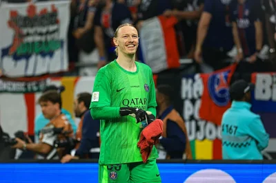 PSG – Safonov encore décisif : Luis Enrique n’est pas surpris