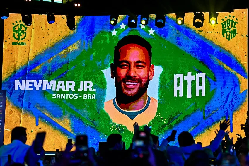 Coupe du monde 2026 : Ancelotti convoque Neymar mais envoie un message fort