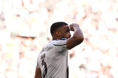 Liverpool et Manchester United au duel pour un « monstre » à 50 M€