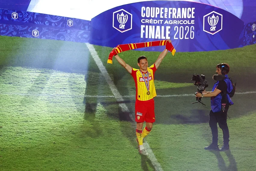 Thauvin avait remporté la Coupe du monde avec les Bleus, mais n’avait jamais remporté de trophée en club !