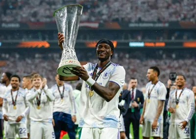 Tammy Abraham entre dans l’histoire : le quadruplé européen que personne n’avait vu venir pour cet éternel remplaçant
