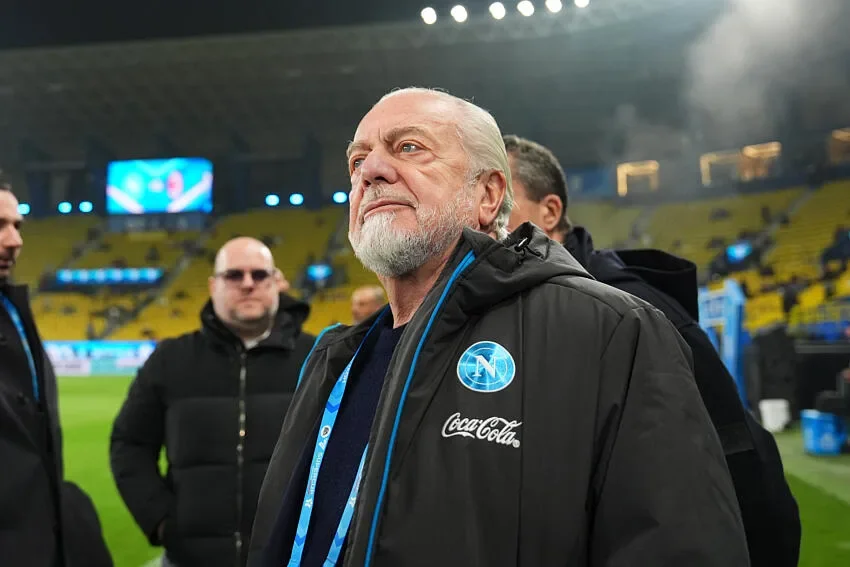 Naples  : De Laurentiis prêt à vendre pour 2 milliards d’euros ?