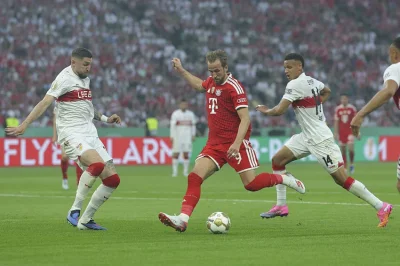 Harry Kane offre la Coupe d’Allemagne au Bayern avec un triplé qui restera dans les mémoires