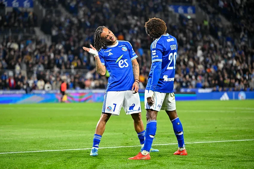 Strasbourg lâche Moreira à 43M€ : Dortmund coiffe Rennes sur le poteau