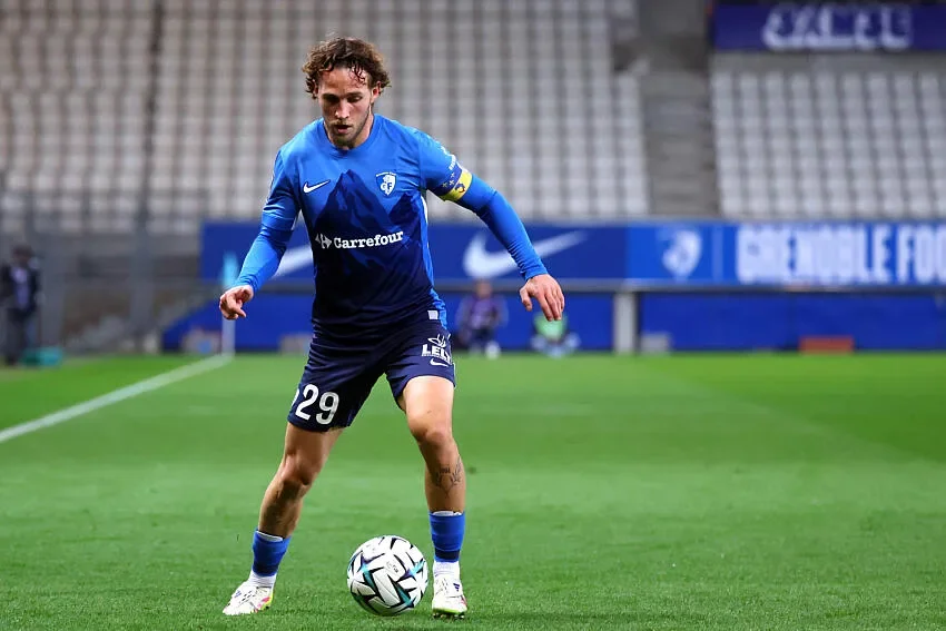Grenoble Foot 38 : Après 4 ans et 121 matchs, il quitte le club