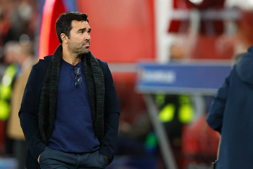 Mercato Barça : Deco face à une équation impossible