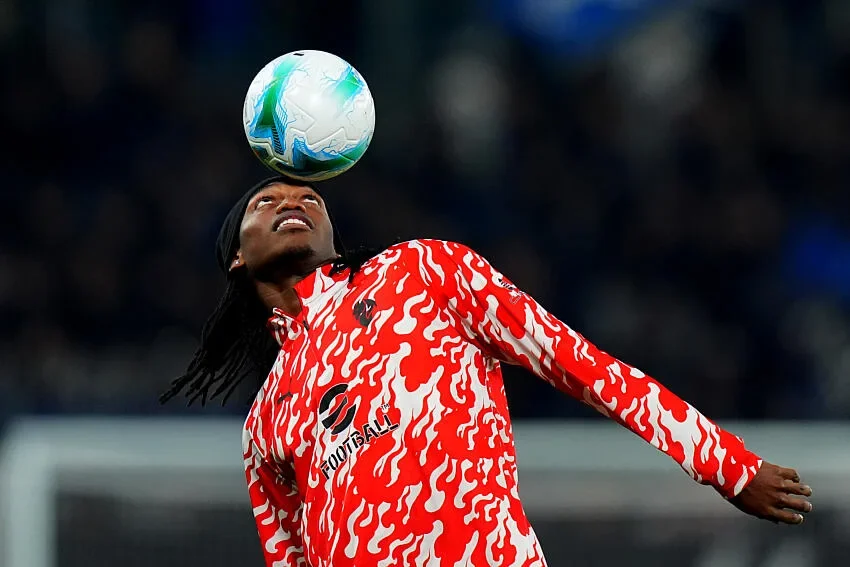 AC Milan : Leão lâche une bombe sur son avenir