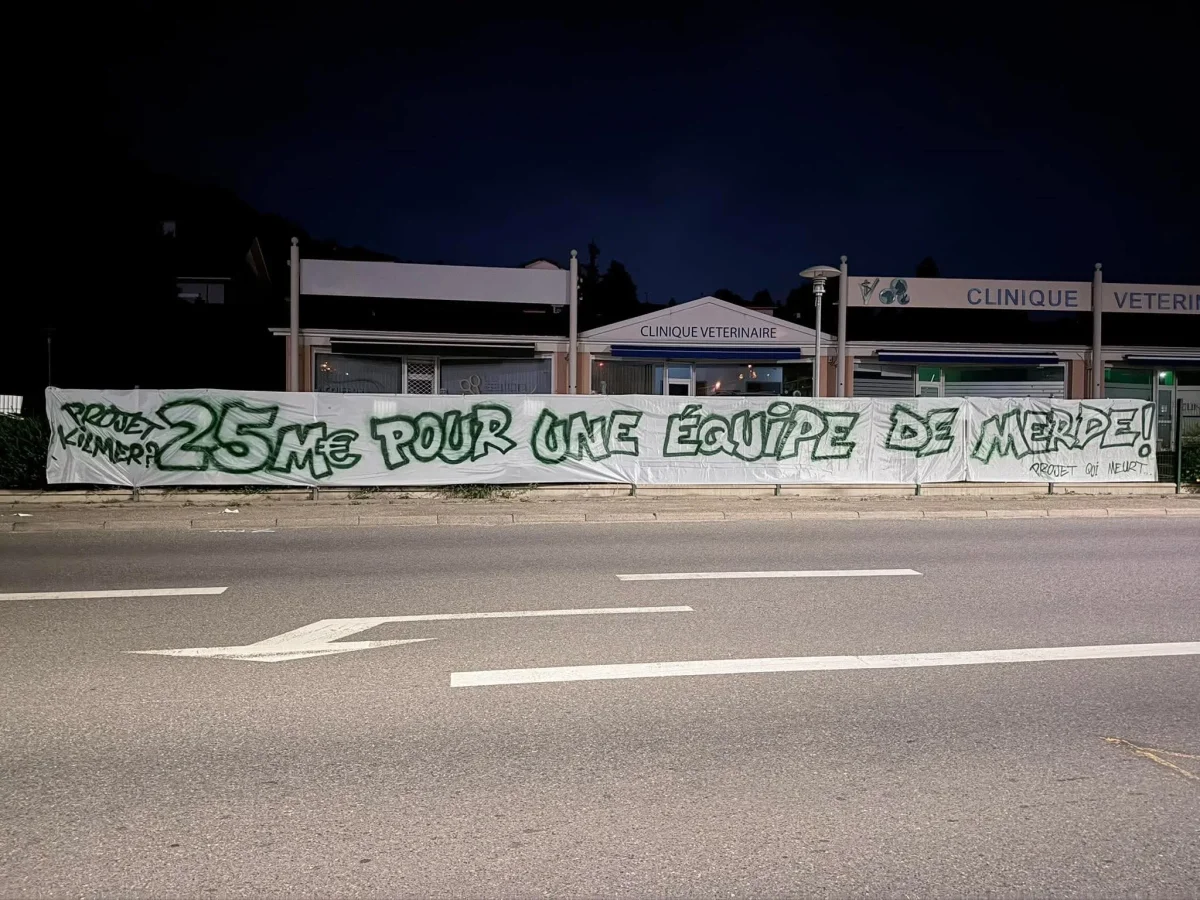 « Projet qui meurt » : les ultras de l’ASSE explosent