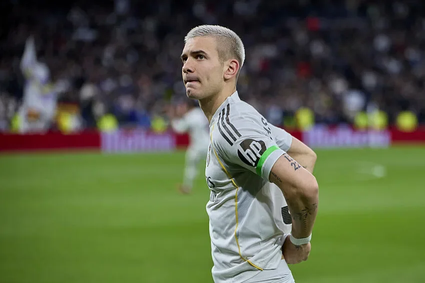 Real Madrid : Mastantuono déjà renvoyé en Argentine ?
