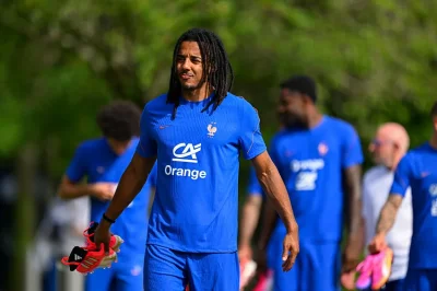 Déçu de sa saison, Koundé veut apporter « le max à l’équipe de France »