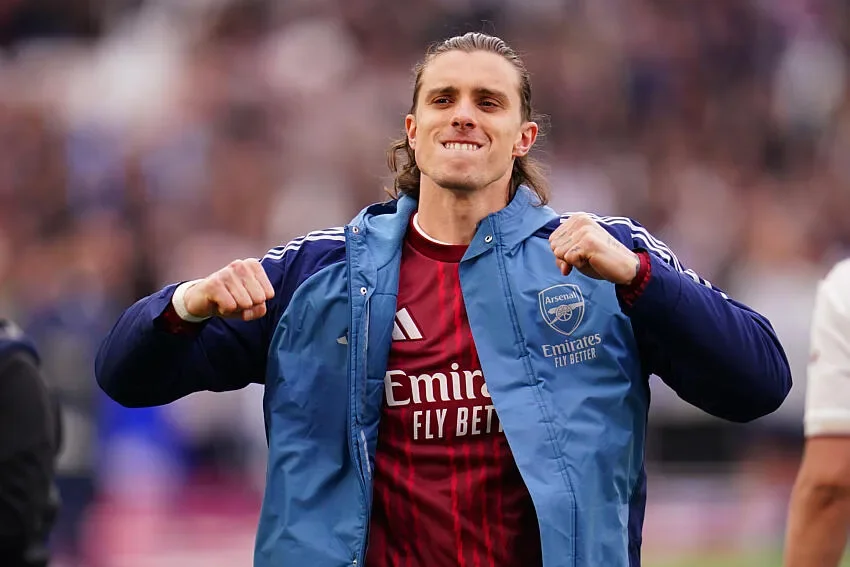 Le Real Madrid tente Calafiori