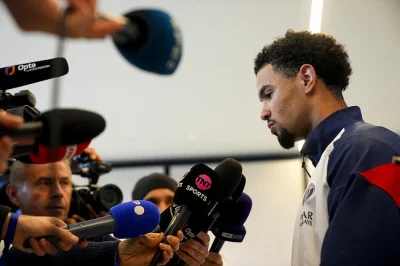PSG : Warren Zaïre-Emery prêt à quitter l’aventure ?