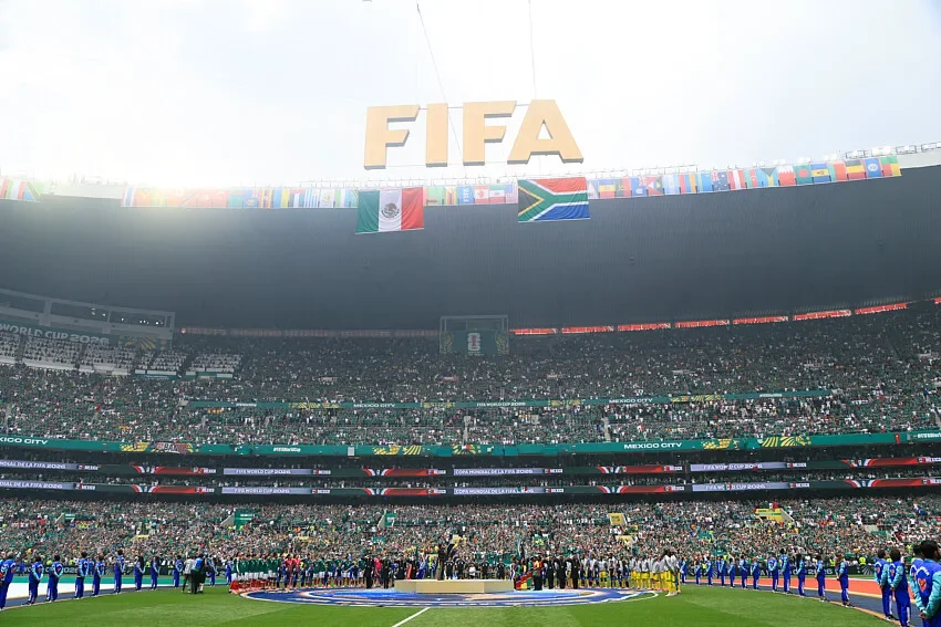 Mexico : une accréditation du Mondial louée, un employé arrêté !