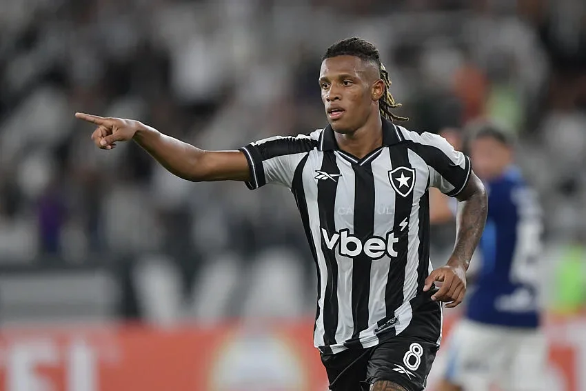 Manchester United piste Danilo, le Milan en embuscade