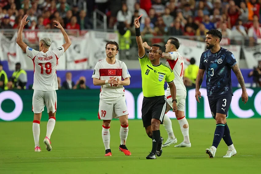 Loi Vinicius, rouge inédit : Almiron entre dans l’histoire