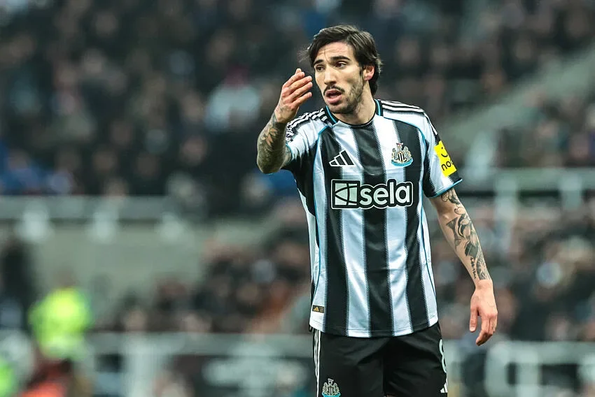 De Zerbi pose 92M à Newcastle !