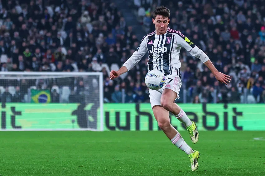 Xabi Alonso propose à la Juve d’échanger Cambiaso avec Jackson