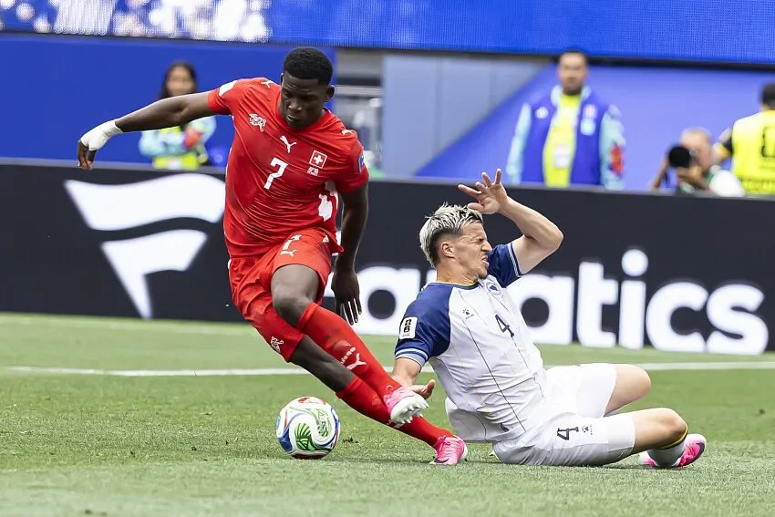 Suisse – Canada : les compos officielles avec Embolo et David