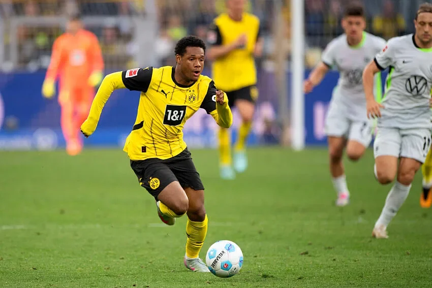 OL : le pari à 8,5 M€ sur ce Belge du Borussia Dortmund qui en dit long sur le nouveau Lyon