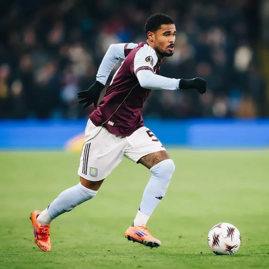 Un jeune ailier d’Aston Villa fonce à Annecy