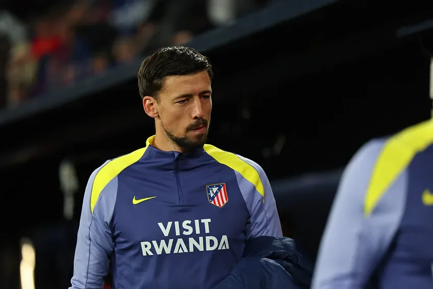 Clément Lenglet file à Benfica (off.)