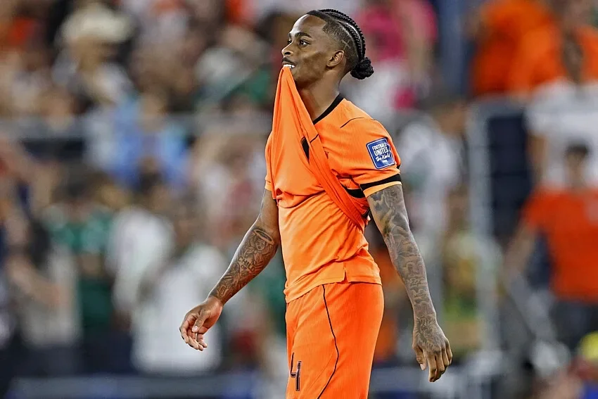 Manchester United s’attaque à Summerville