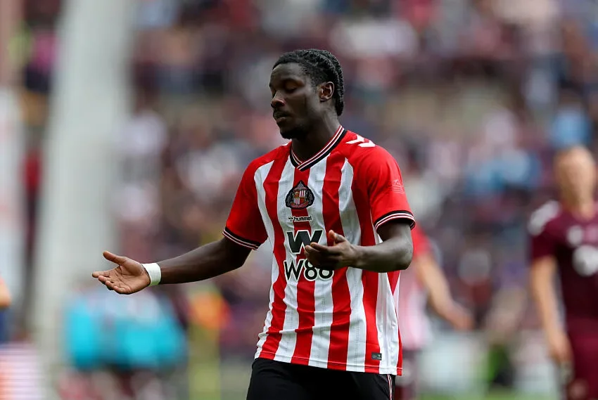 Mercato Stade Rennais : Mayenda file vers Porto, le vestiaire breton sous tension