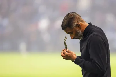 OM : Habib Beye sort du silence